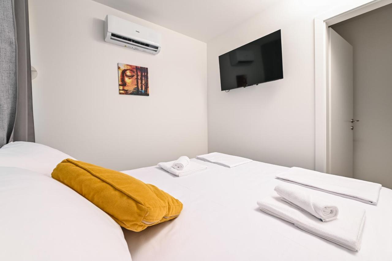 Pansion Comfort Lepar Novalja Dış mekan fotoğraf